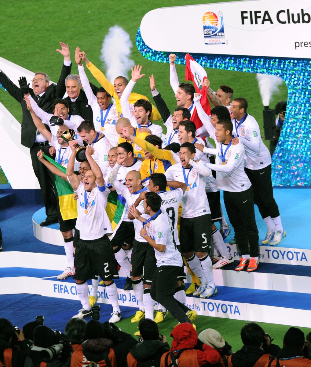 LibertadoresBR's tweet image. 🔙🌎 O último campeão da CONMEBOL #Libertadores a conquistar o mundo! Há exatos 1⃣3⃣ anos...

🖤 @Corinthians ⭐️ #GloriaEterna