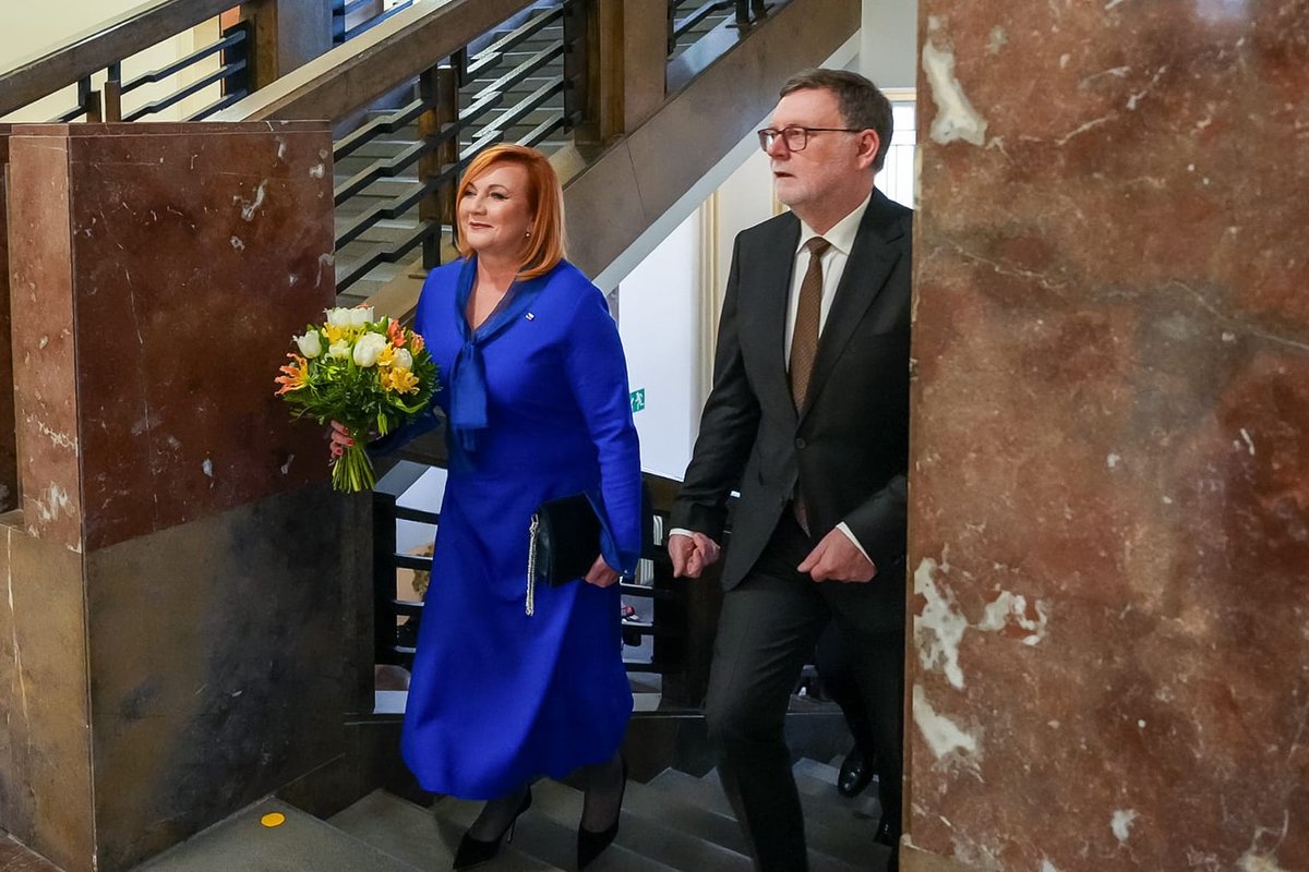 Alena Schillerová tweet media