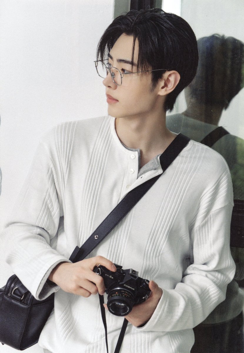 2026 SEASON'S GREETINGS (1)

#성훈 #SUNGHOON