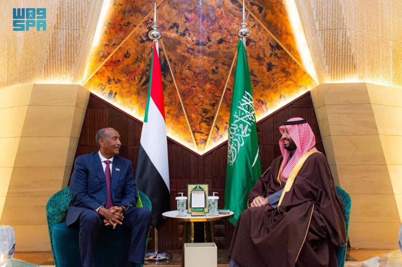 بن سلمان والبرهان يبحثان "استقرار السودان" 
