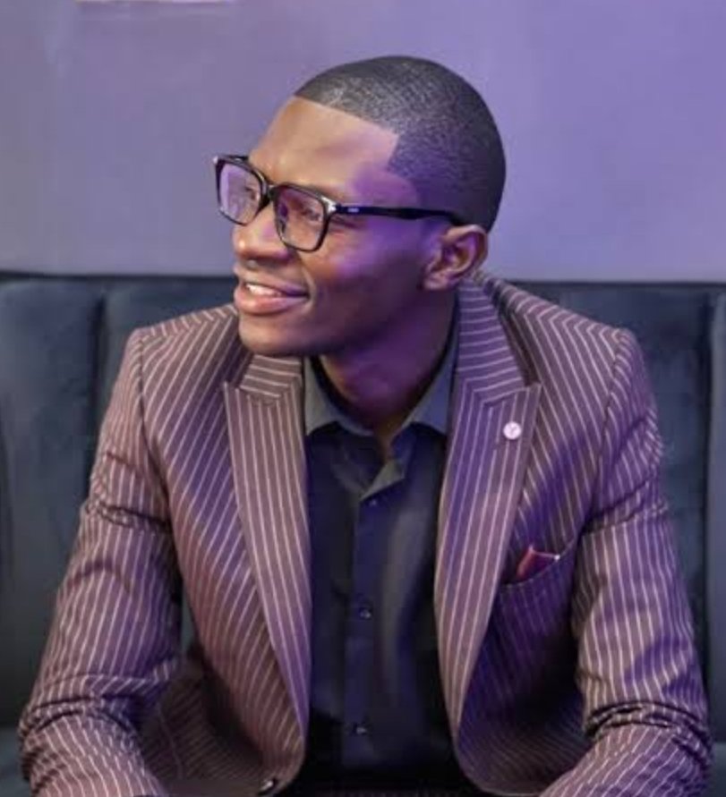 InnoeMachizy's tweet image. #ShowAlert:Mai Ngaa runs to DJ OLLAH PODCAST to defend her side of the story against husband Kapfupi , apa vabva vanwa mvura regai tinzwe kuti zvirikufamba sei ? 🥴🥴🥴🥴🔥