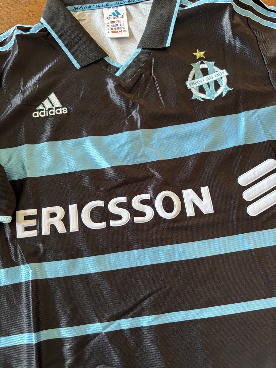 tenia dudas de pedir camisetas en china pero la calidad posta que es increíble, pidan gordos aprovechen

pidanle a <a href="/KitmmNami/">@NAMI</a> EN kitmm.com