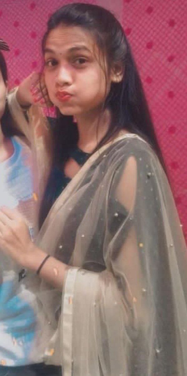 asteroid5777's tweet photo. Anjali 😍😍😍 how much would you rate this 23yo Indore baddie??? https://t.co/kDepZRHEeT
