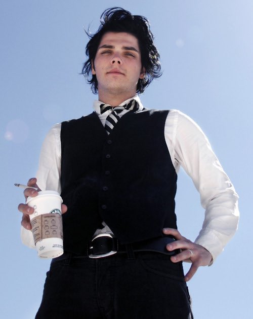 samkiskza's tweet image. this is a really important photoshoot to me