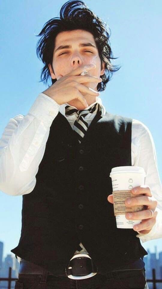 samkiskza's tweet image. this is a really important photoshoot to me