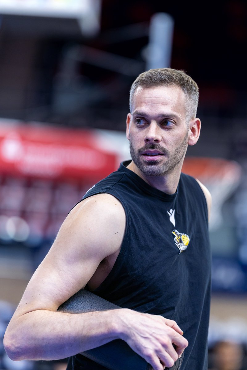 MHP_RIESEN's tweet photo. Fokus ist da, @JonasWobo ist da, Ludwigsburg ist da.
📸: Denver Ehrlich | #HROLUD https://t.co/s79drEbFEH
