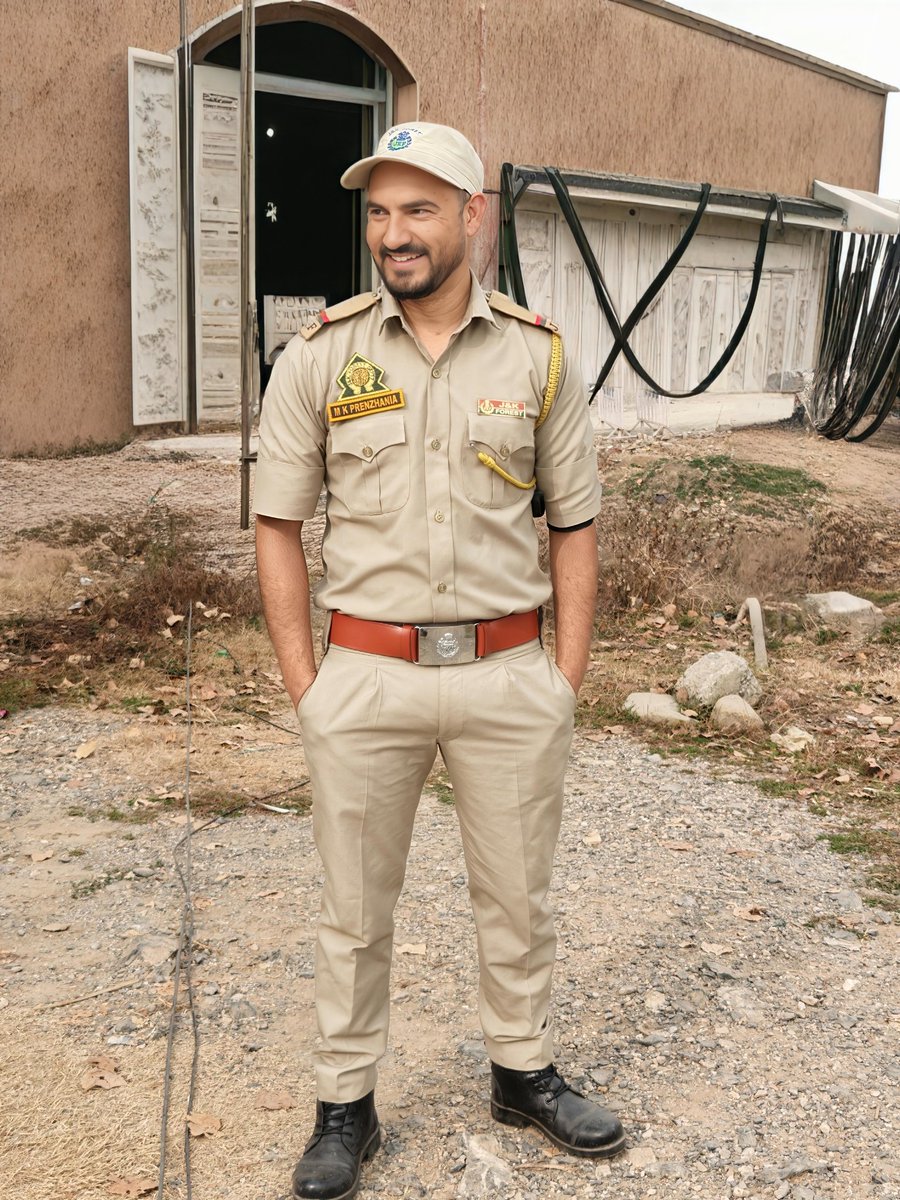 ManishAryan7's tweet image. 🥰🥰🥰🥰
#mkprenzhania
#photoshoot #PhotoEditingChallenge #photographer #nature #naturalbeauty