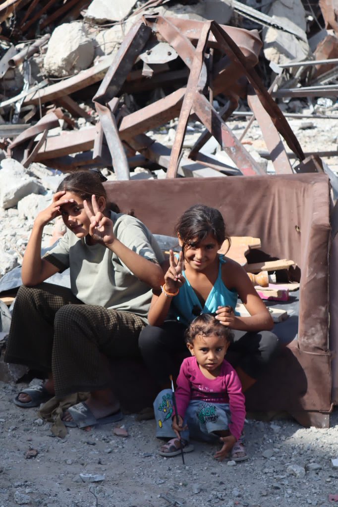 hhamza199955's tweet image. Nine days without any donations, and the last one was only $5. There are five children struggling in the rainwater and the cold.

chuffed.org/project/140209