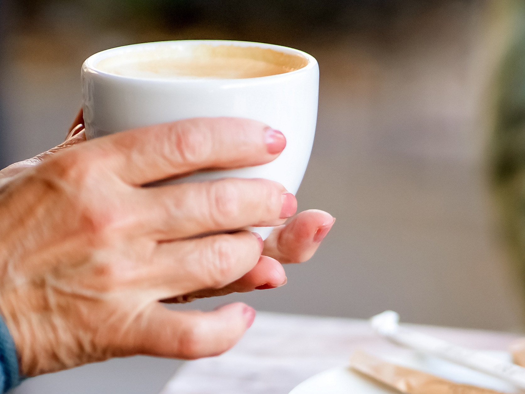 القهوة تعزّز الوقاية من باركنسون وألزهايمر. دراسة حديثة: شرط الاعتدال في شربها يومياً 