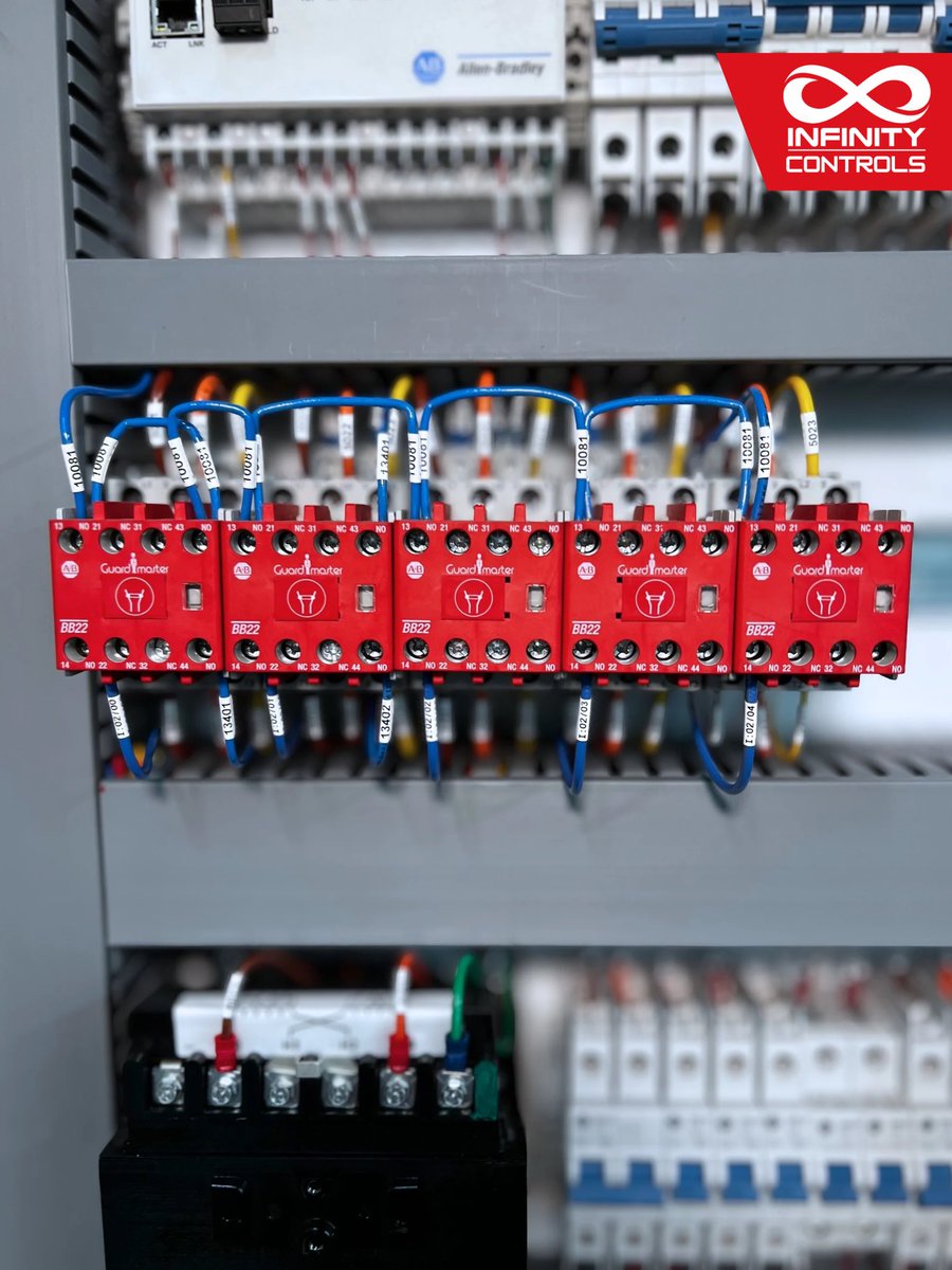 InfinityPanels's tweet image. 480V 3-phase control panel with PLC + HMI, networked I/O, and remote access—built to run and monitor multiple dehumidification units from one hub. 🛠️
💪🏻 Start your project today: Inf-ind.com

#electrical #quality #satisfying #trending #electric #journeyman #apprentice