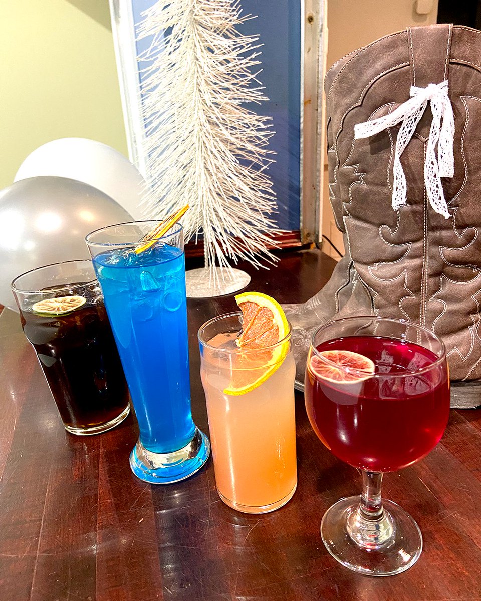 Shake, sip and shimmy at Denim &amp; Diamonds – the RA New Year’s Eve Party! 🥂

We’ve created an awesome lineup of TASTY themed cocktails:

🔷 Blue Jean Buzz
🤠 Cowboy Cosmo
✨ Glam Wrangler
🐎 Wild Mustang

Learn more and get your tickets at show.ps/l/07d4d859/