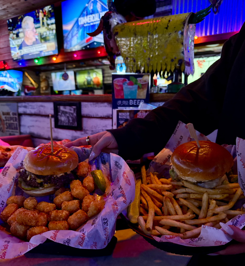 Bubba's 33 tweet media