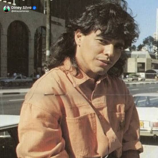 JoaquinTeixeira's tweet photo. Minha homenagem ao Patriota Zezé di Camargo, tente não se emocionar:

Z eloso 
E ducado
Z en
E legante

D estemido
I nteligente

C arismático
A fetuoso
M agnífico
A udacioso
R esiliente
G enuíno
O usado https://t.co/7bTTGdBtoq