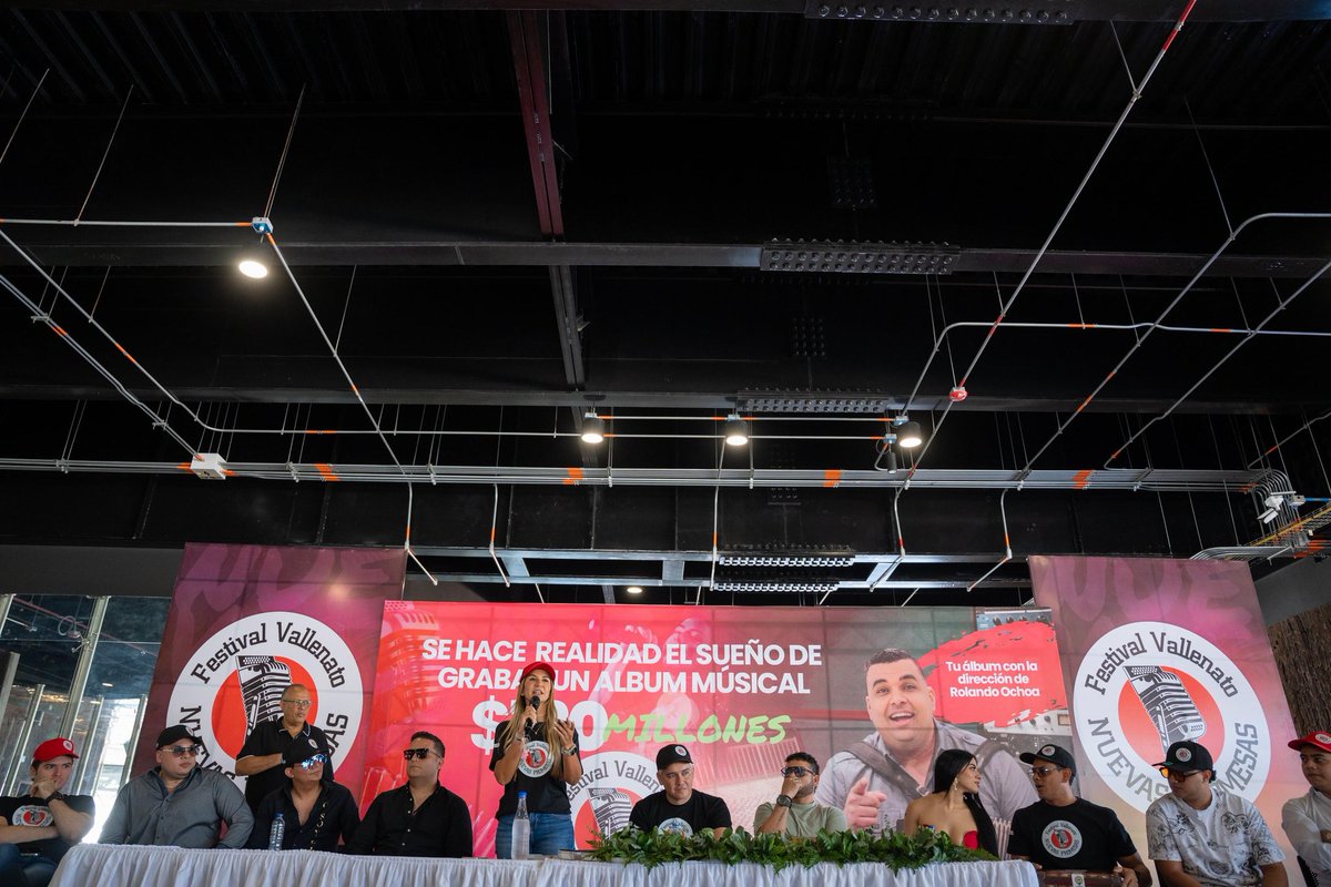 GobdelCesar's tweet photo. En rueda de prensa, entregamos más detalles sobre el Festival Vallenato Nuevas Promesas. 

Valledupar está de fiesta, gracias a un folclor que tiene asegura la permanencia en el tiempo, gracias a las nuevas generaciones. 

🧵 https://t.co/4pt7u6CeZ1