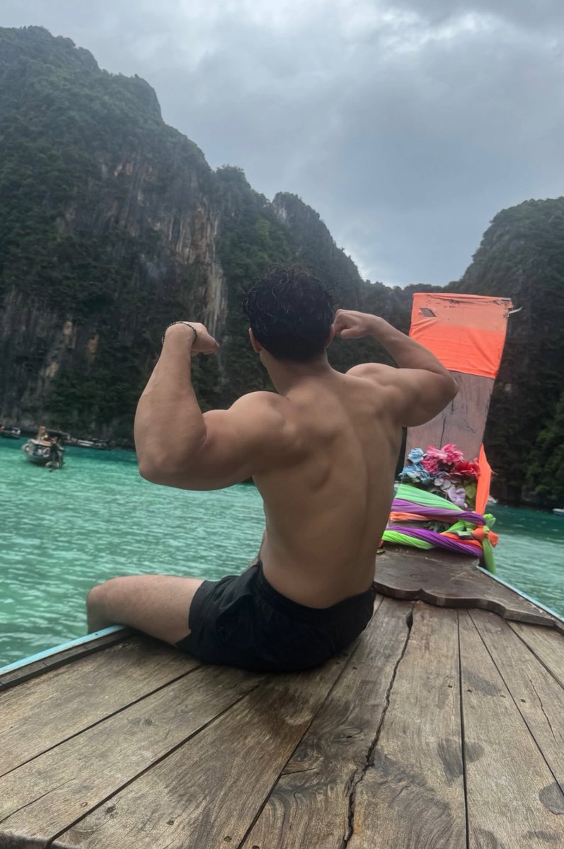 i kinda felt like Lara Croft in this pic here lol