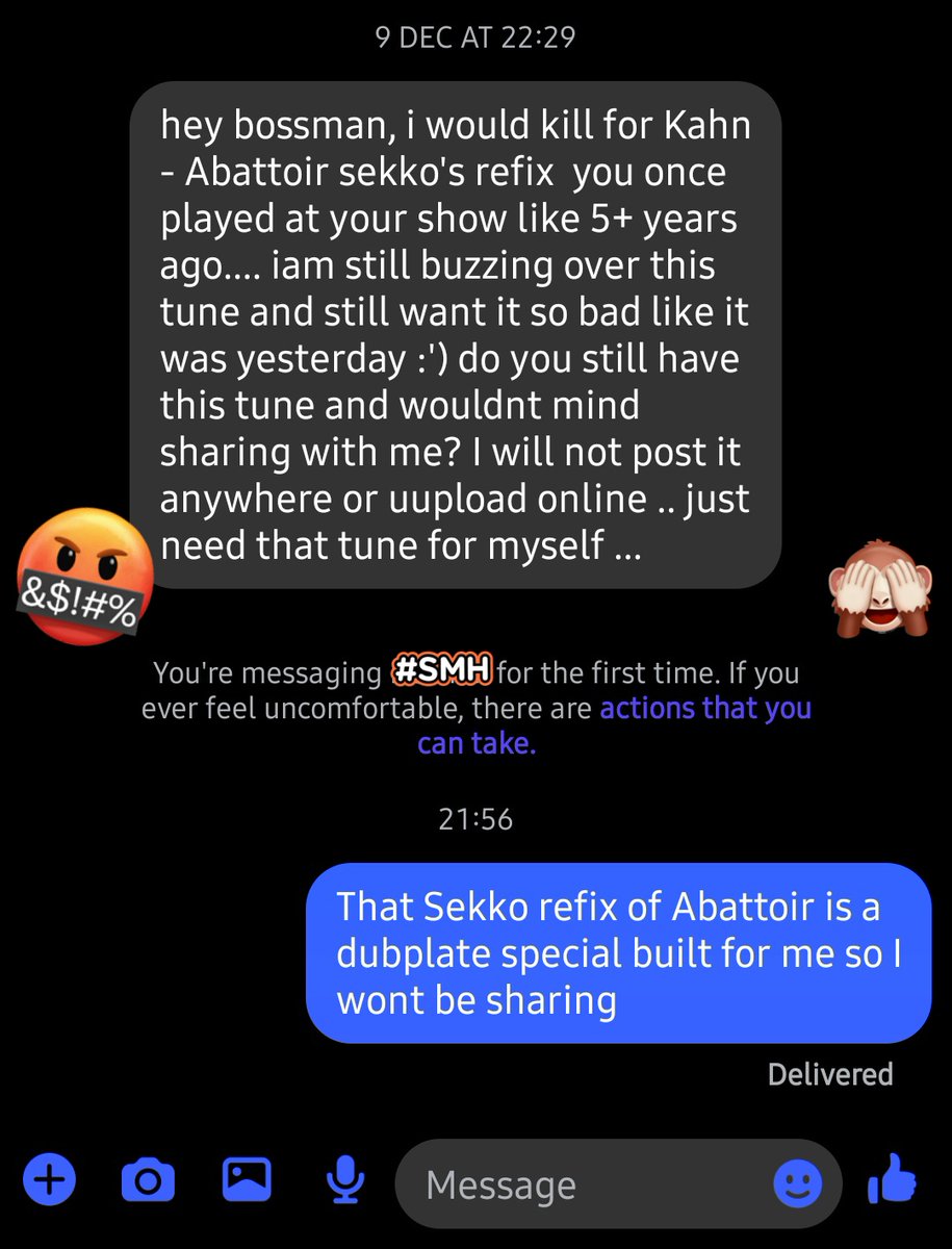 Spooky Bizzle 👻 tweet media