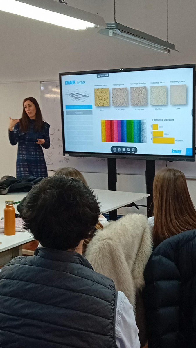 knaufes's tweet photo. Volvemos a las aulas.
En la @EscuelaEsdir, Irati Gómez y Beatriz Gómez compartieron claves de PYL y techos con alumnado de 2.º y 3.º
Gracias por la acogida.
#Knauf #ESDIR #PYL #Techos #Diseño #Formación #Arquitectura #BuildOnUs #ConfíaEnNosotros https://t.co/eQmpoLppQ7