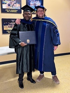 ChemistryToledo's tweet photo. And more photos of the @ChemistryToledo
outstanding Fall 2025 doctoral graduates.
@UToledo @UToledo_NSM https://t.co/EMJvNnlQVl