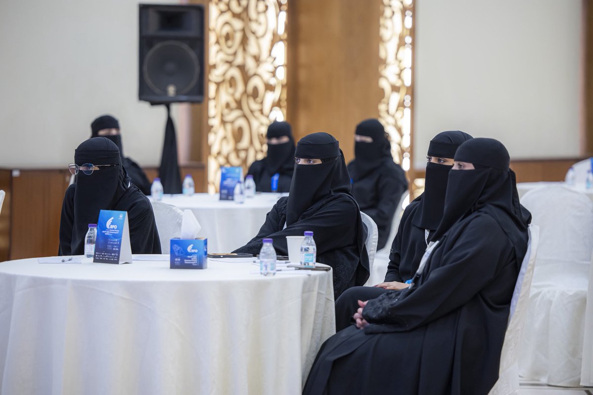 تقدّم ورشة الذكاء الاصطناعي ضمن منتدى تعهيد الأعمال والتقنية 2025 تطبيقات عملية لاستخدام تقنيات AI في تطوير نماذج التعهيد ورفع كفاءة التشغيل مع استعراض فرص التحول الذكي وبناء حلول رقمية قابلة للتوسع.
#منتدى_تعهيد_الأعمال_والتقنية