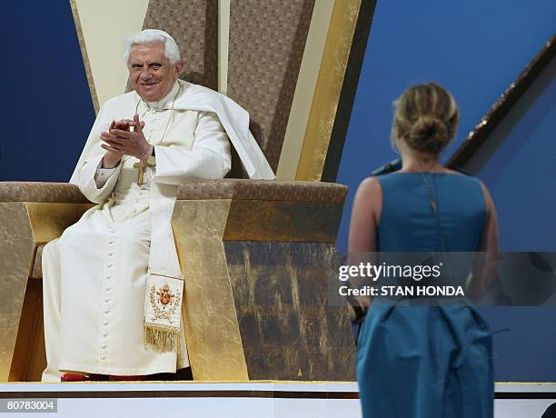 godfrizilla's tweet photo. @MrPopOfficial She truly has... including these career noteworthy moments!

Winning an Emmy (multiple)
Singing the National Anthem at the Superbowl
Asked to sing for Pope Benedict XVI
Performing at Obama's 2nd Inauguration https://t.co/YGgoSE7euX