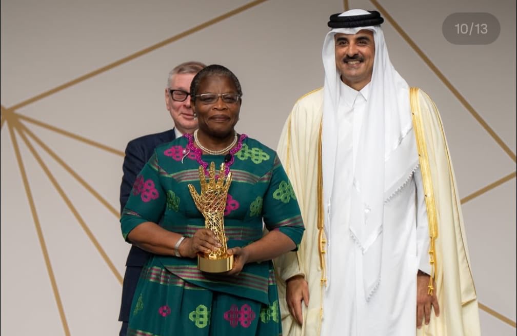 obyezeks's tweet image. Delighted to be a joint recipient of the 2025 International Anti-Corruption Excellence- ACE Lifetime Achievement / Outstanding Award. 

It is encouraging to see that my resolute character, consistent work on transparency, accountability, good governance, institution-building,…