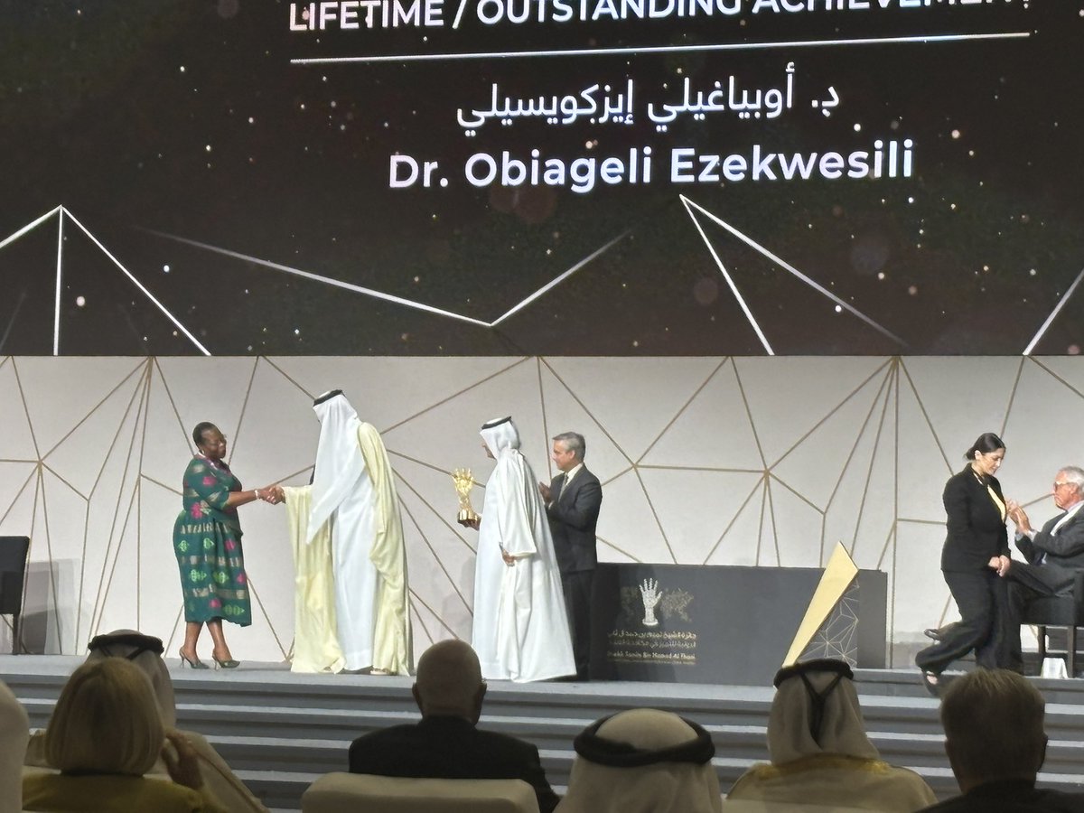 obyezeks's tweet image. Delighted to be a joint recipient of the 2025 International Anti-Corruption Excellence- ACE Lifetime Achievement / Outstanding Award. 

It is encouraging to see that my resolute character, consistent work on transparency, accountability, good governance, institution-building,…