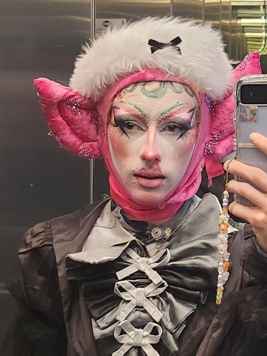 Aaron "Heart Palpitations" tweet media