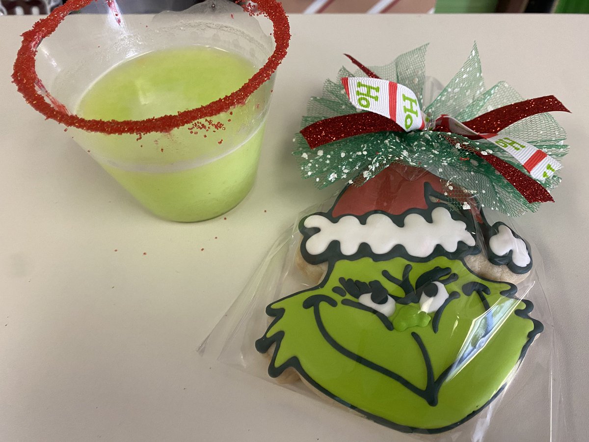 Day 79 of our amazing year! Are you team Grinch? We had some Grinchy treats delivered to us today. ❤️ #3rdaintnoteamliketheonewegot