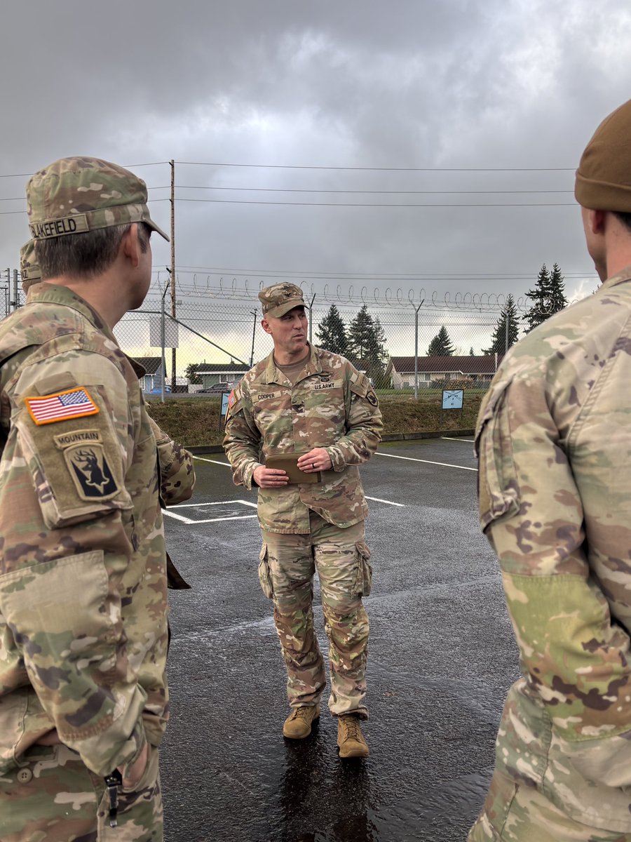 WA National Guard tweet media