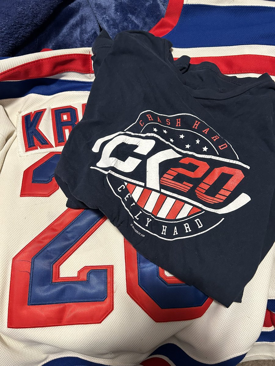laand's tweet photo. Old school @WeBleedBlueNYC for tonight. Welcome back #CK20 https://t.co/o44NGKHApr