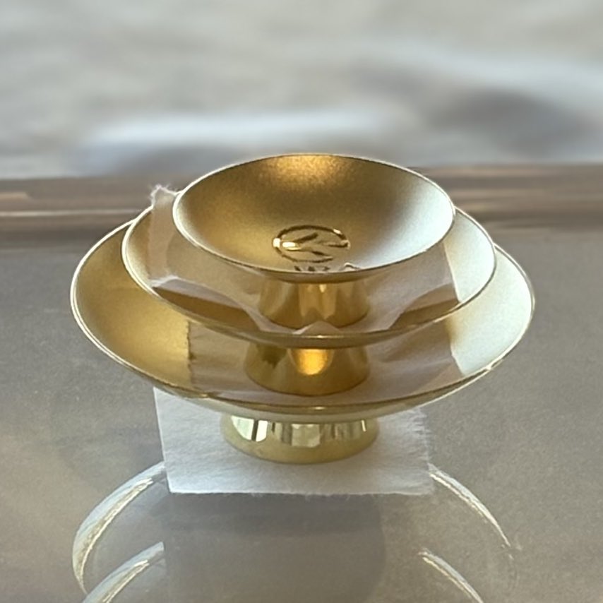 kinshino エリザベス女王杯2025🐴 優勝賞品はこちら！金盃