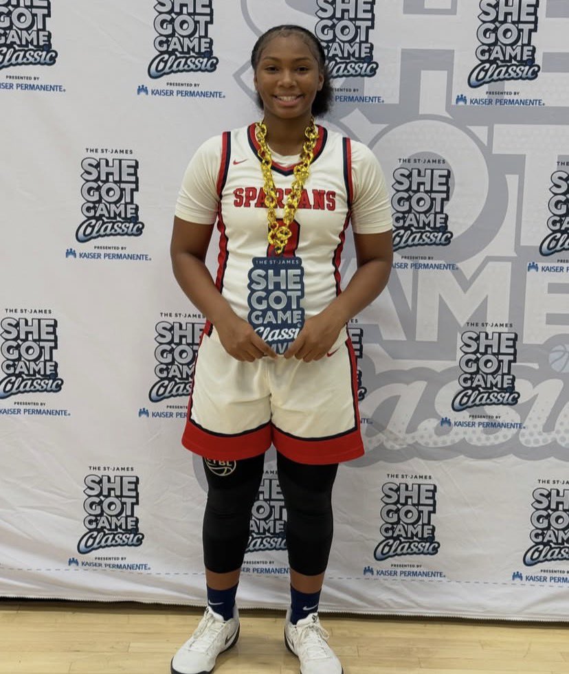 Arianna Robinson tweet media