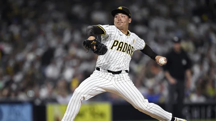 cjwalters4242's tweet photo. Source: Mets are “expected to” acquire LHP Yuki Matsui from the Padres in exchange for INF Ronny Mauricio, per @BNightengale 

Big move for the Mets who acquire their new king of the hill, top of the heap closer of the future. https://t.co/g0KlRgbQhy