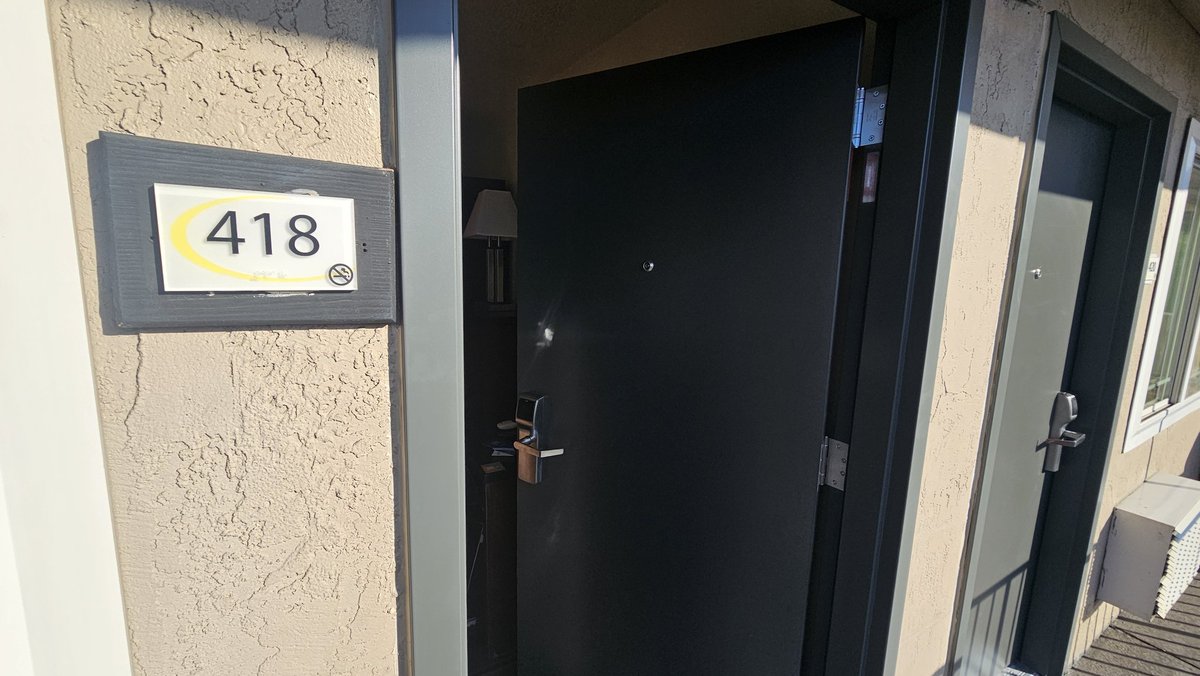 MaxSahara tweet media