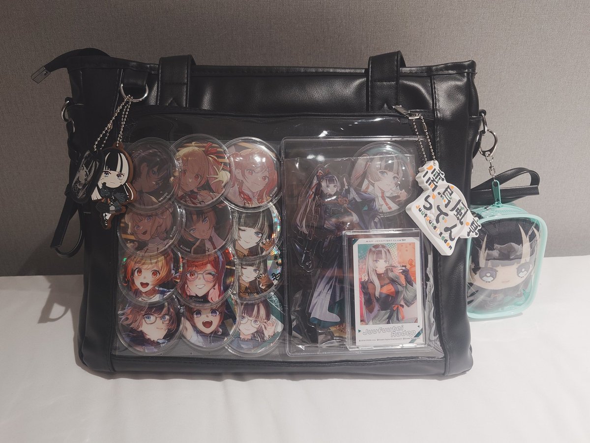 初めての痛バ‼️ 時間が無くてこのくらいしかできなかったけど今日は