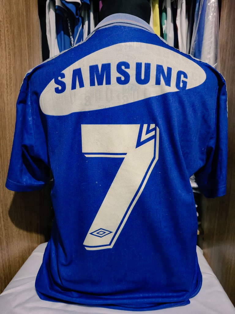 Camiseta suplente de #Vélez. 

Año: 1️⃣9️⃣9️⃣4️⃣ 
Sponsor: <a href="/UmbroArgentina/">Umbro Argentina</a>
Publicidad: <a href="/SamsungArg/">Samsung Argentina</a>