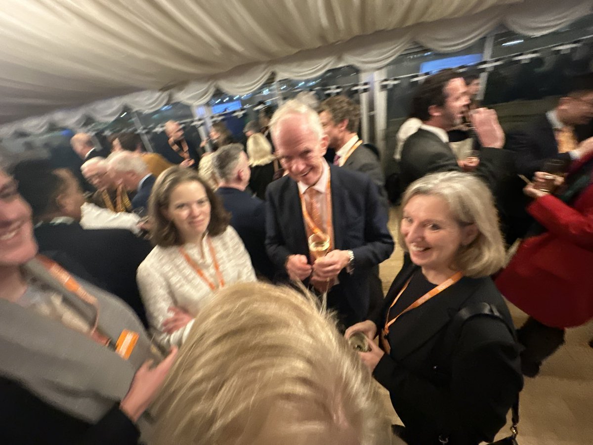 Jonathon Jones OBE tweet media
