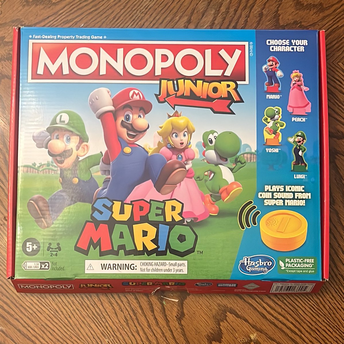 dmk1122's tweet photo. Kids learned some hard truths tonight about families that play Monopoly together…

Big win for Dad, but nobody else is happy about it.

💰 https://t.co/5PHzVU0V4t