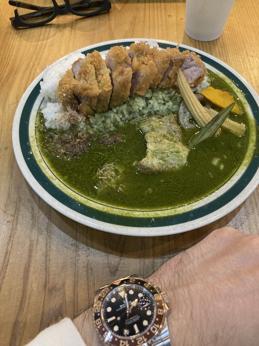isadore_______'s tweet photo. 八丁堀のwaccaでグリーンカツカレー食べました☺︎ https://t.co/P8hyOVrSv9