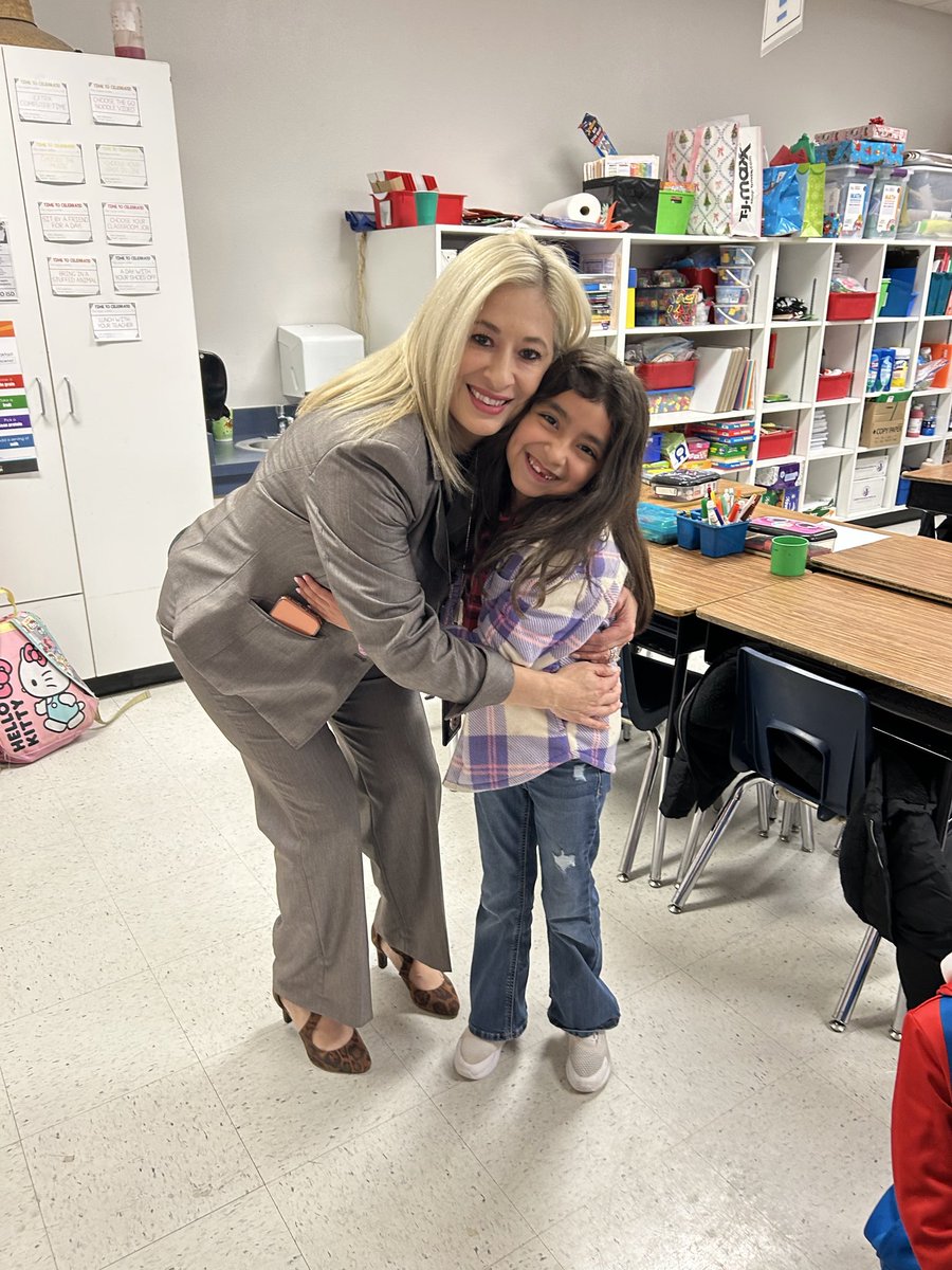 Jennifer Trejo tweet media