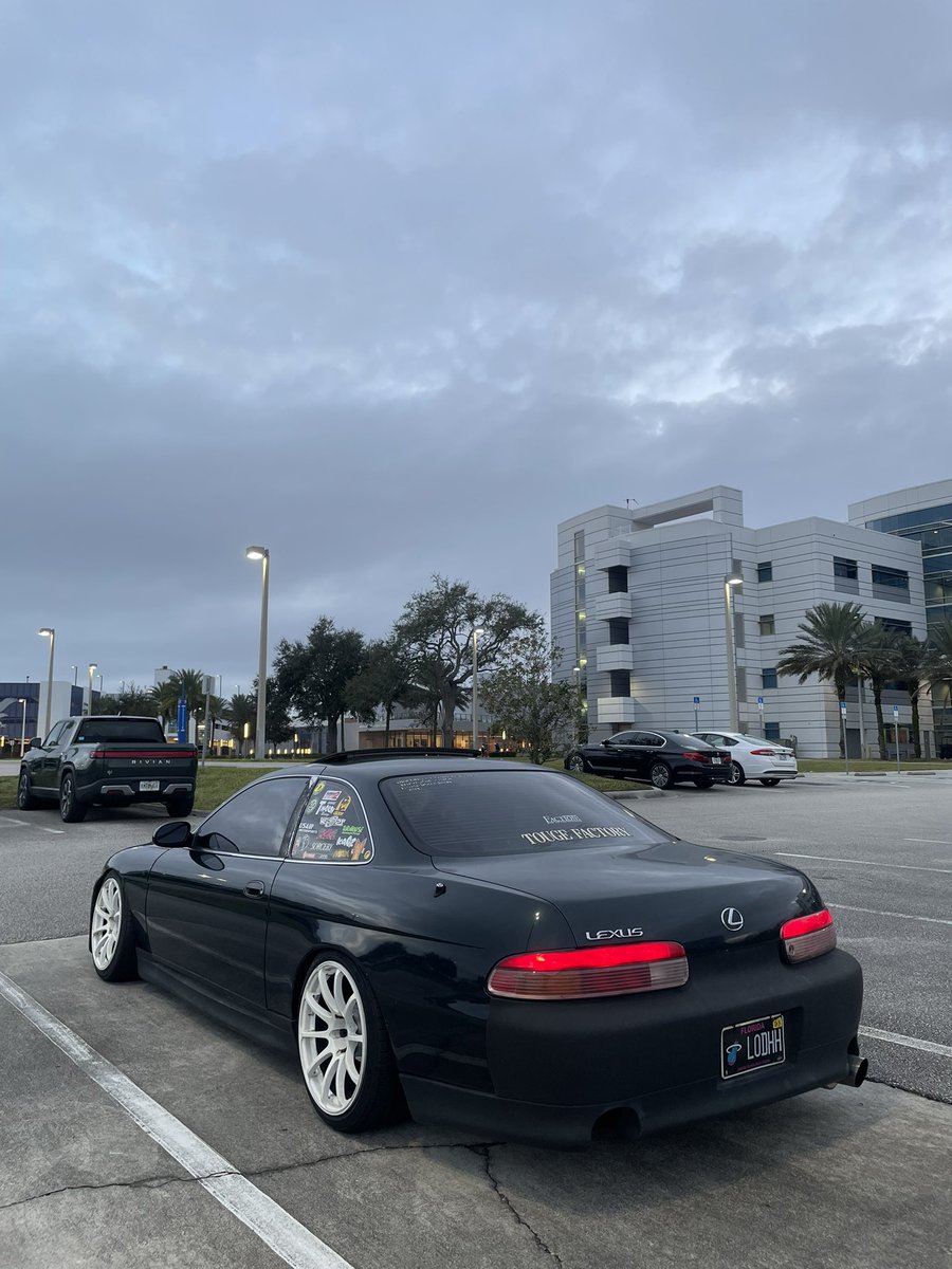 coco loco tweet media