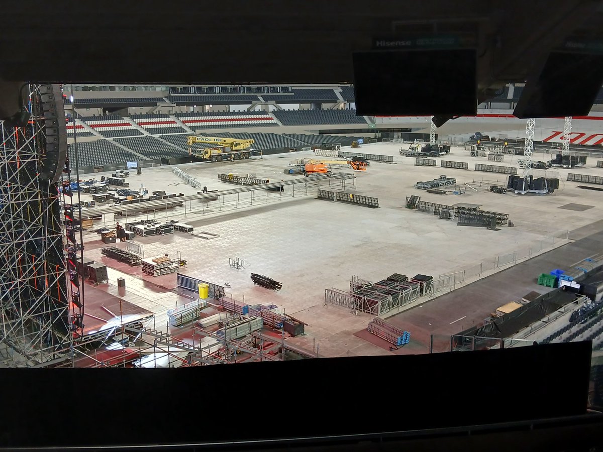 milloerbakeracl's tweet image. Chicos oficialmente va a haber pasarela. Lastimosamente no llega a campo trasero pero se verá bien