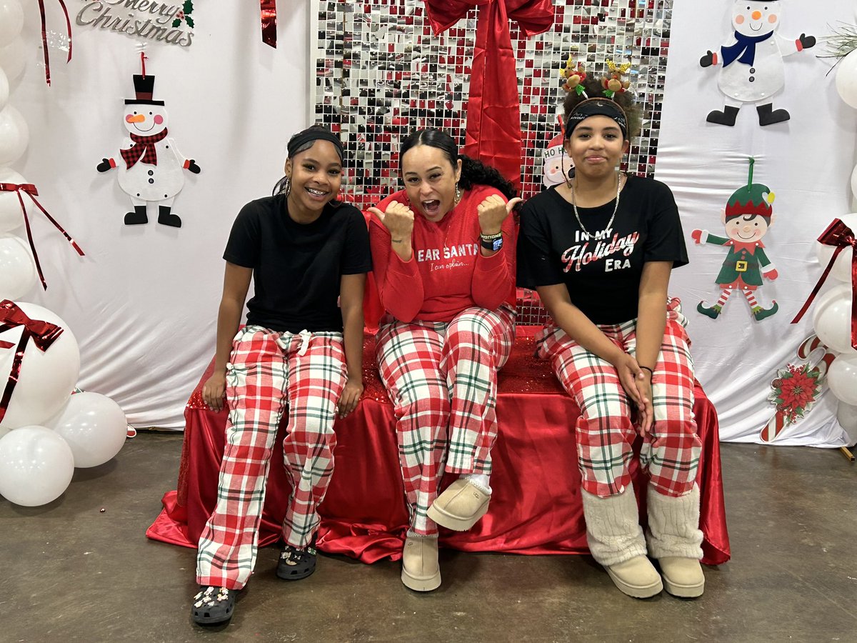 🎄🛌 Pajamas, joy, and connection at our 6th Annual Christmas Party! Thank you to everyone who helped make the holidays brighter for our scholars. 💙 #opfw #MentorshipMatters