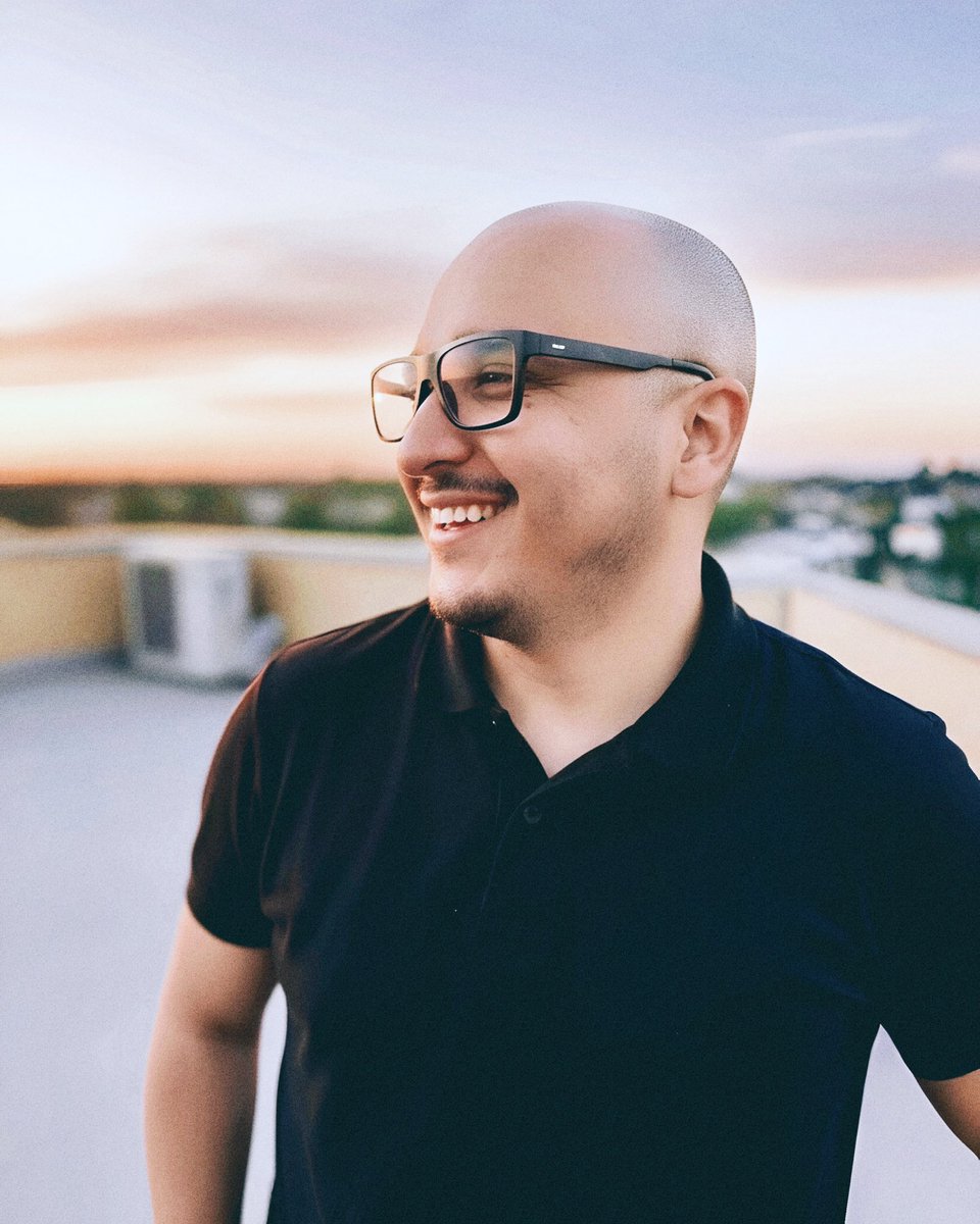 drew_michaelg's tweet photo. High on life and I wouldn’t change a thing.

#portrait #vibes #goldenhour https://t.co/LJ0kRAi9xa