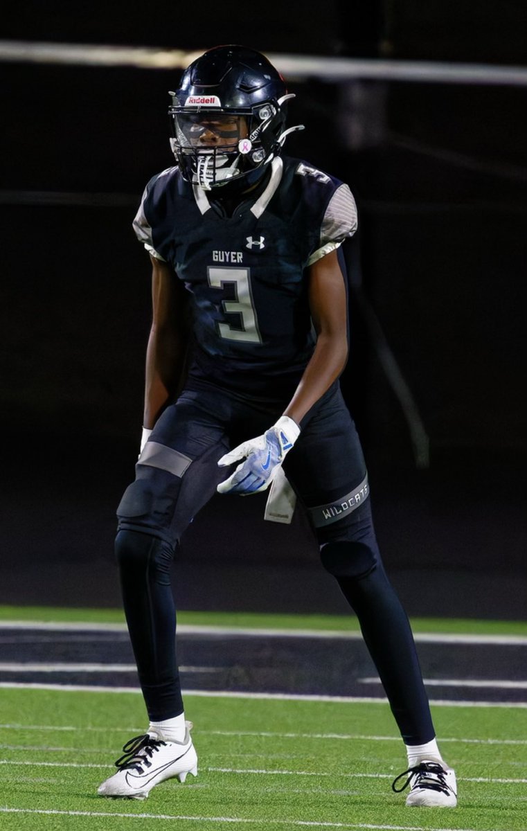 TheTreyIII's tweet image. Freshman Year Highlights 💯 
hudl.com/v/2TPN3G

Still Work To Be Done!! 💪🏾 
@ReedHeim @UANextFootball @kylekeese @mike_gallegos16 @iCoachNash @PrepRedzoneTX @TXRecruits
