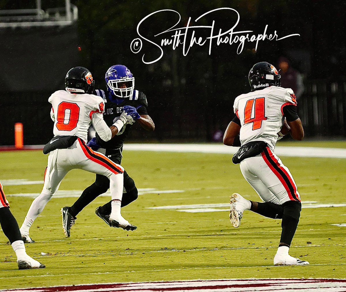 Demariouspittm4's tweet photo. https://t.co/7X2yWKMwU4
Senior season film 🔥🔥🔥 🔥
813 rushing 21 TD’s 
4 games missed due to injury .. 1A state champs 🏉!!! https://t.co/UCVCHn3GKu
