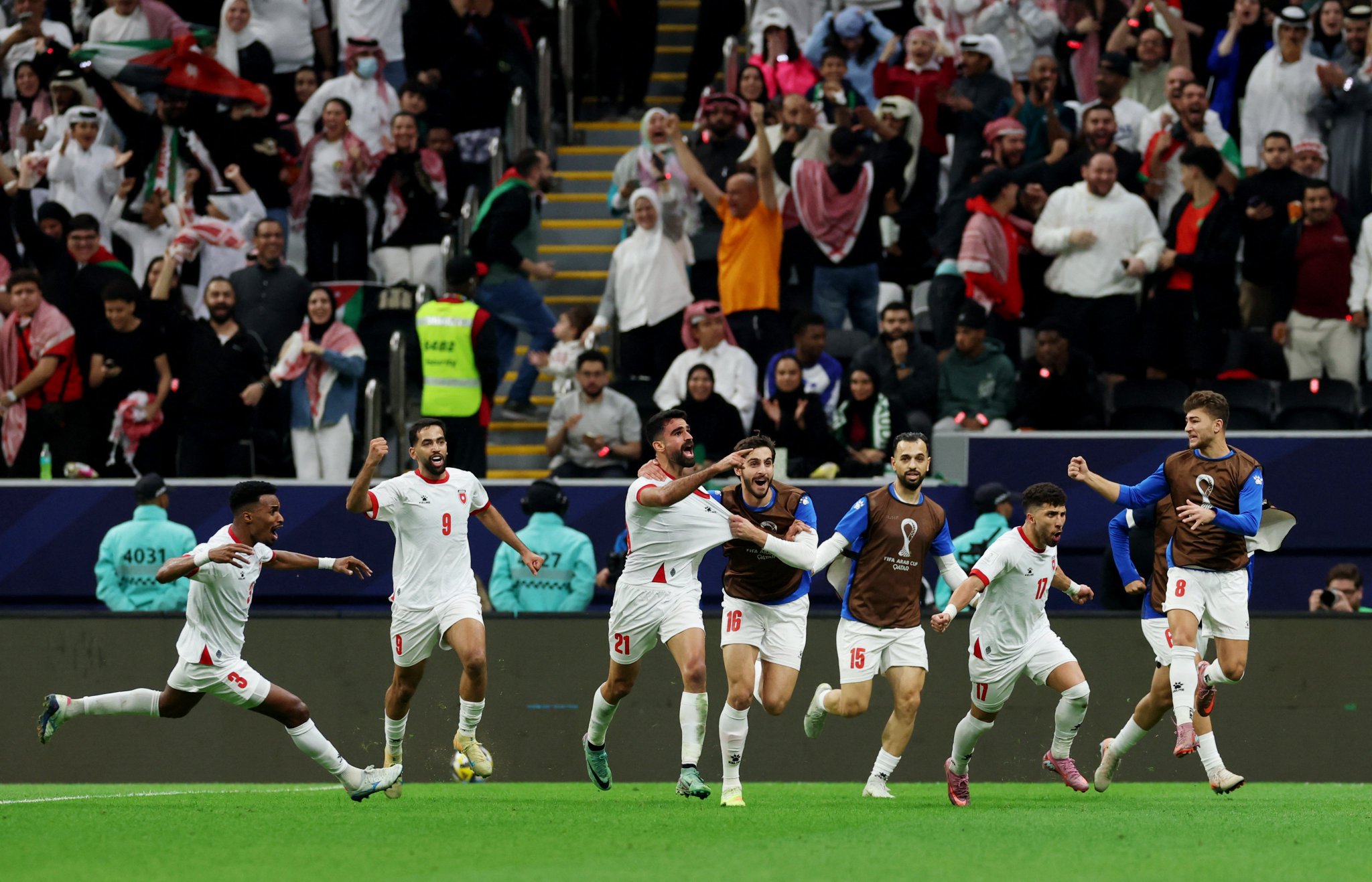 منتخب الأردن خلال عامين : تأهل إلى نهائي كأس العرب. تأهل إلى المونديال لأول مرة. وصافة أمم آسيا 