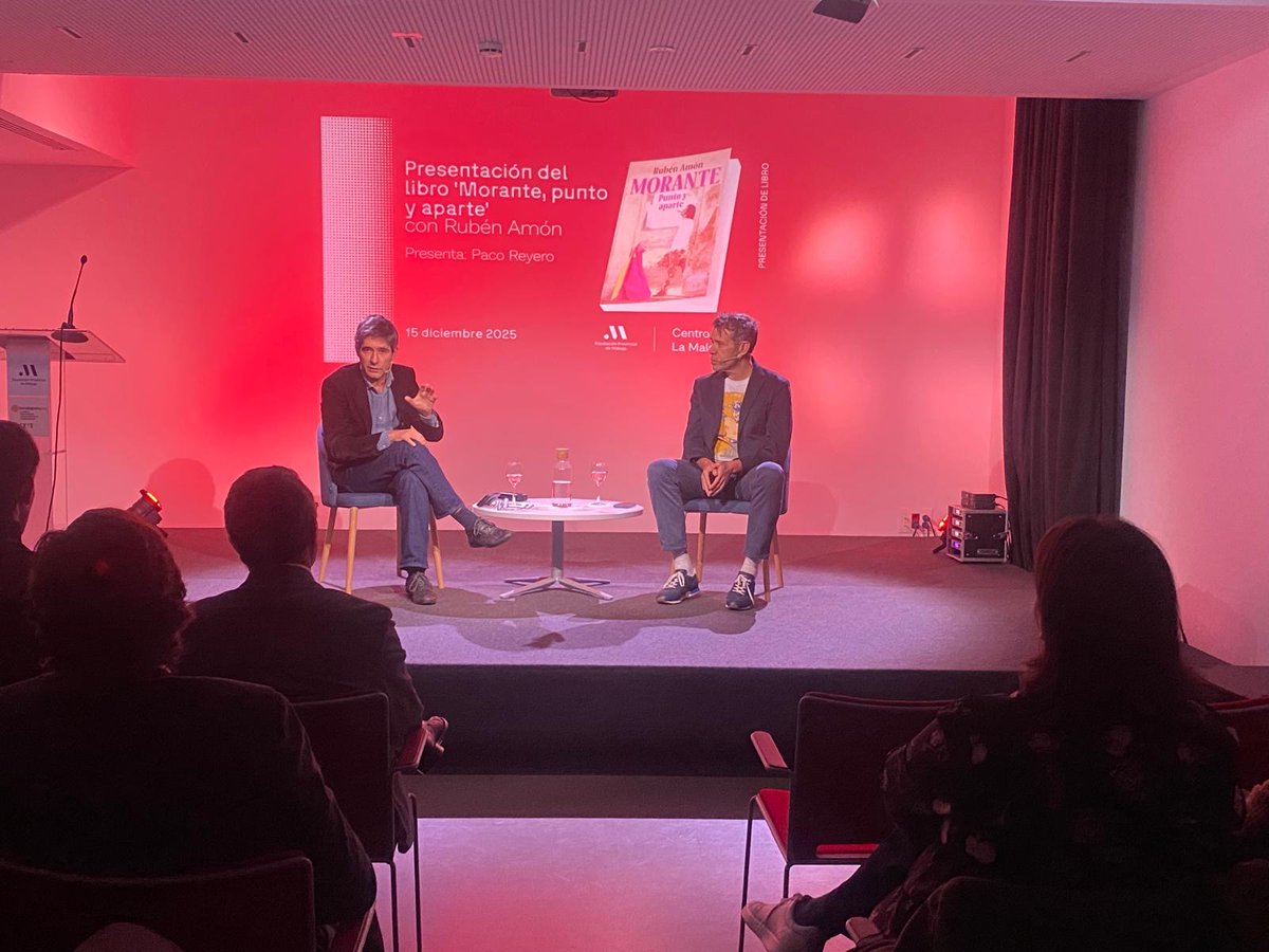 Ruben_Amon's tweet photo. Gracias al @CC_LaMalagueta, a la gente que ha venido, a @ReyeroPaco y a @JimenezFortes por la acogida del libro de Morante @editorialespasa https://t.co/tygx78GihW