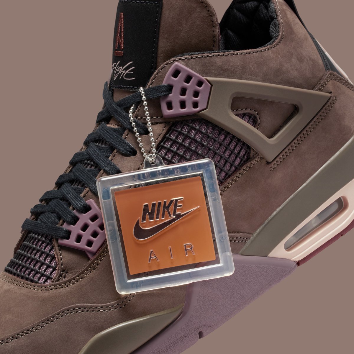 houseofheat's tweet photo. Official Images: A Ma Maniére x Air Jordan 4 “Dark Mocha” ☕

See More: https://t.co/QBM6WBZ5JC https://t.co/6g3IKpMTkW