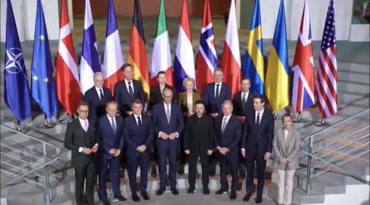 kadmitriev's tweet photo. Two peacemakers 🕊️ and the rest. https://t.co/PoAy4N9Yvj